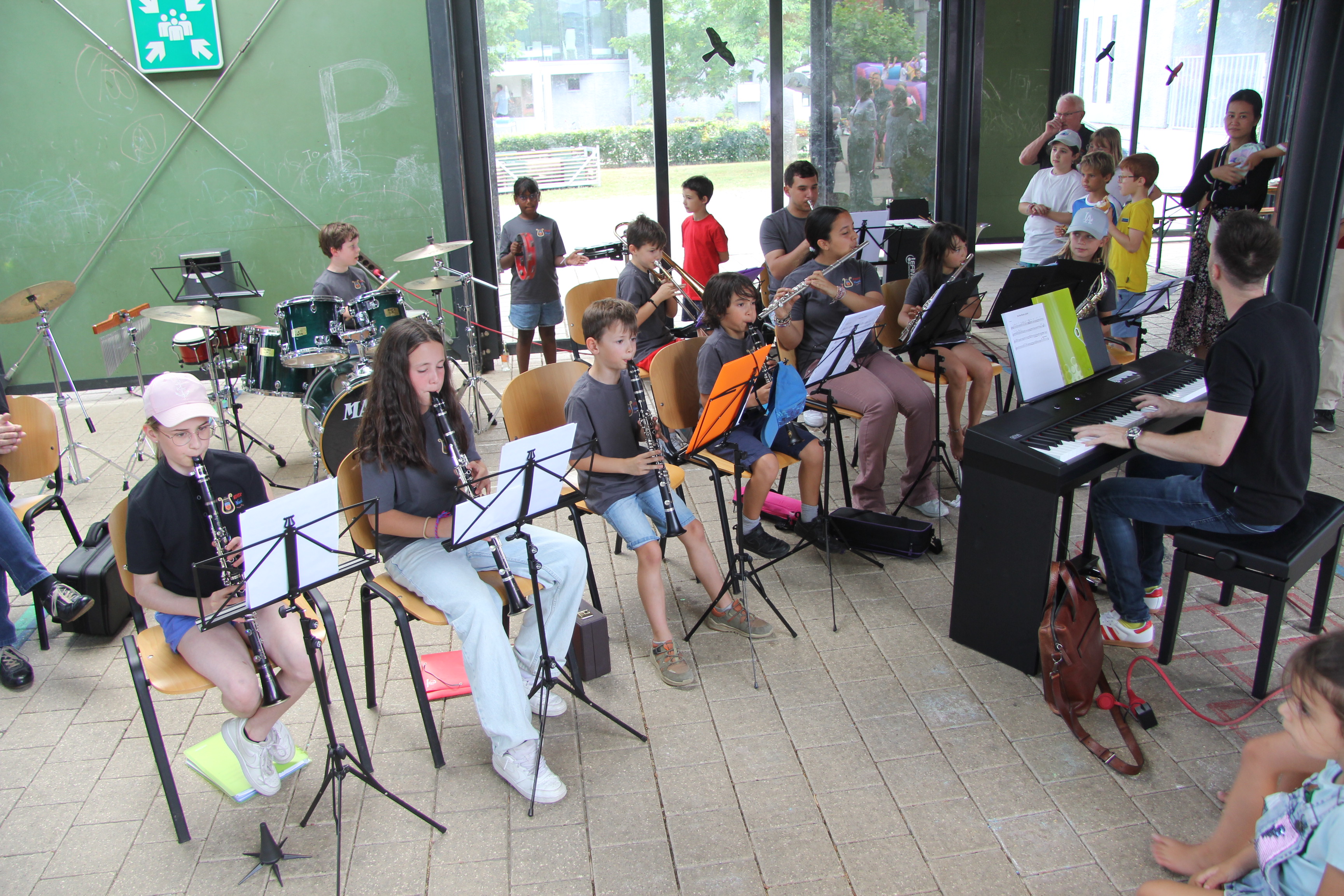 Concert um Schoulfest